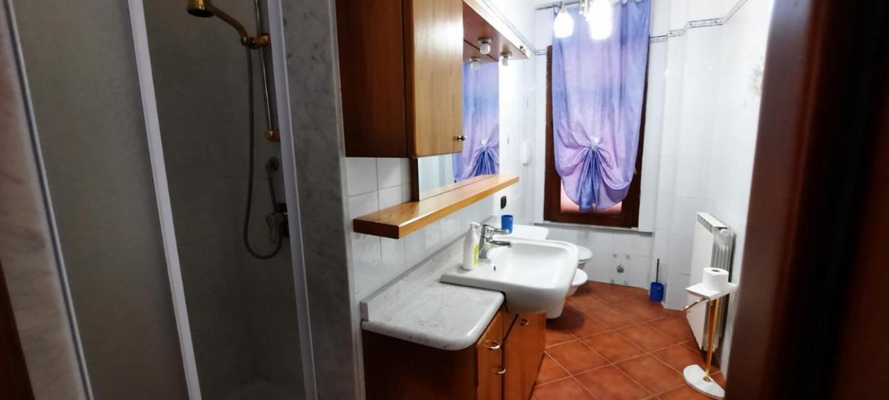 Appartamento Comodo Per Lerici E 5 Terre Piano di Follo Ngoại thất bức ảnh